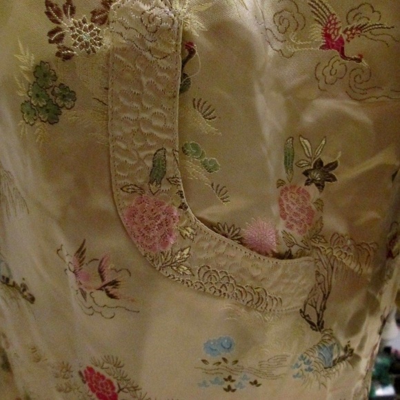Vintage SOLZ SQUIRREL Chinese Golden Satin Brocade Dress Gown Robe Frog Buttons - Picture 8 of 10